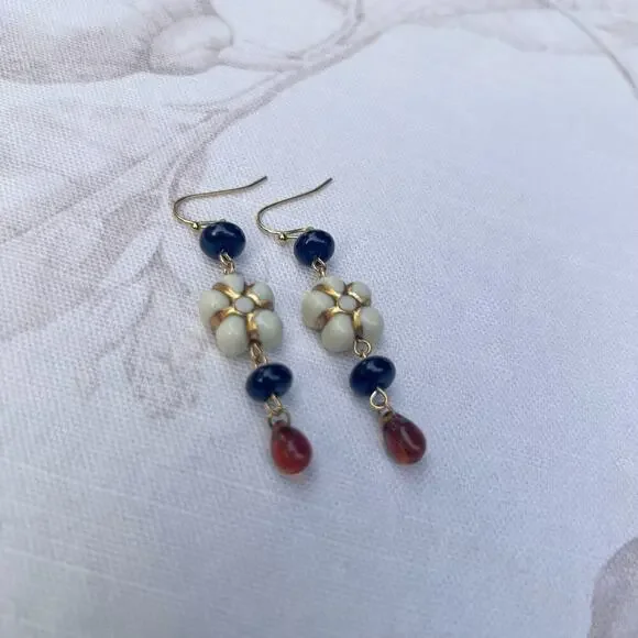 Beige Floral Flower Smoky Brown Czech Glass Black Agate Boho Casual Earrings - Picture 6 of 7